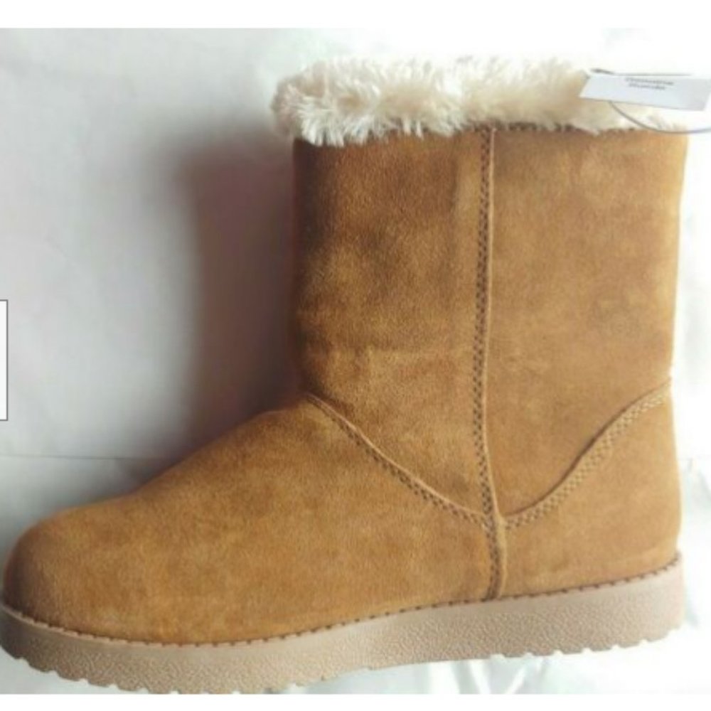 COPY - New Universal Thread Daniah Ankle Boots Si… - Picture 3 of 6